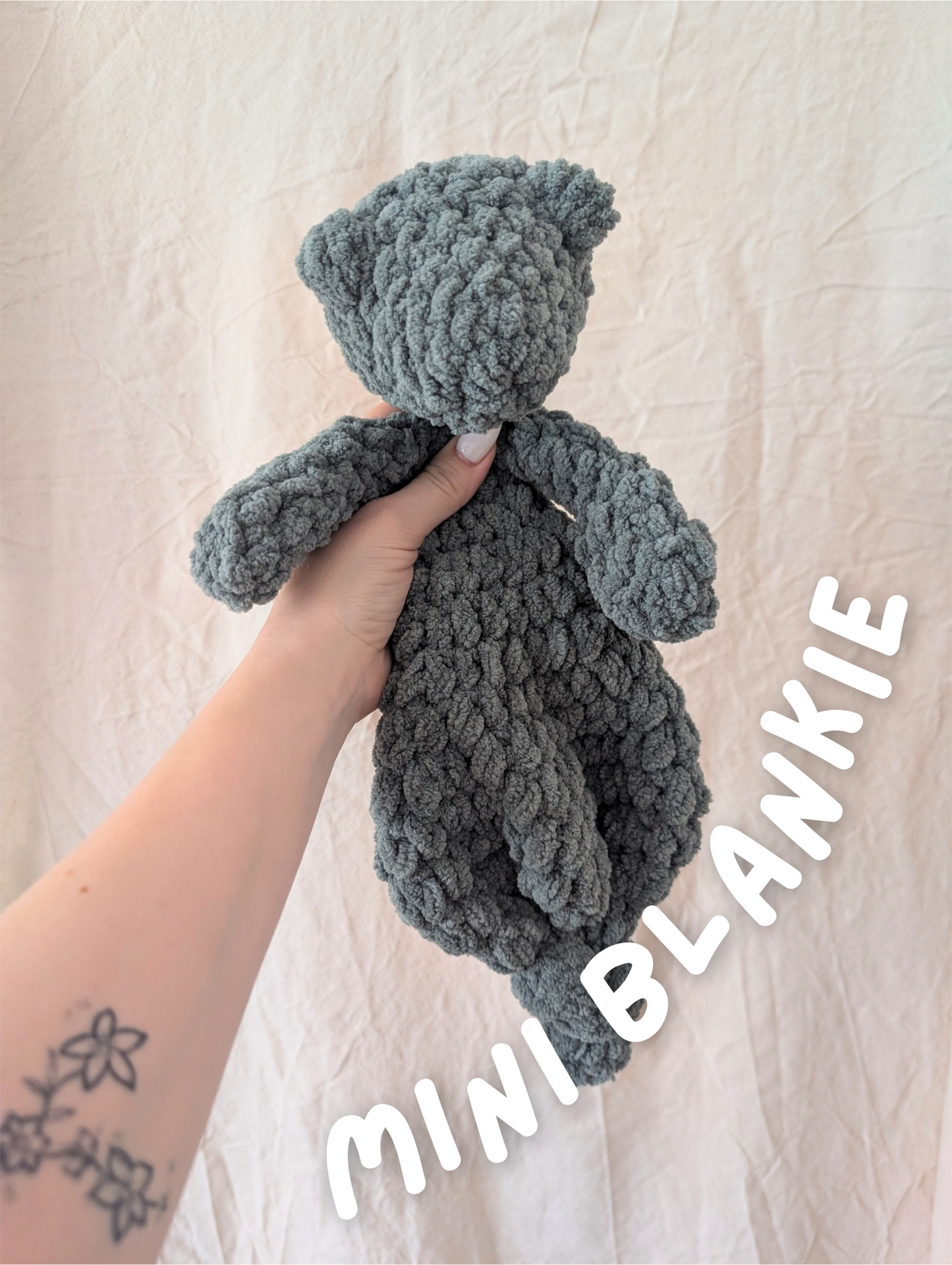 Custom Mini Knotted Blankie